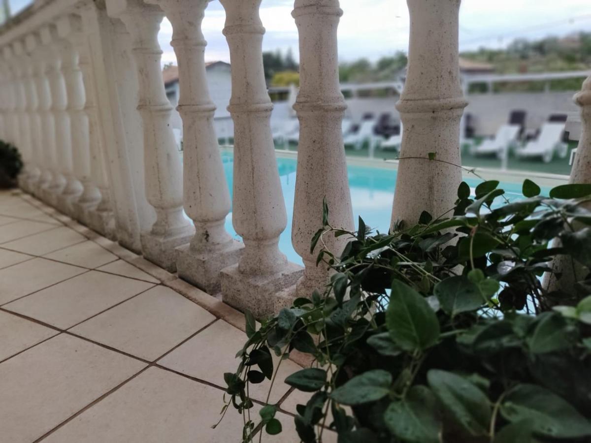 Вилла Agriturismo Al Passaggio Di Pirro Miglionico Экстерьер фото