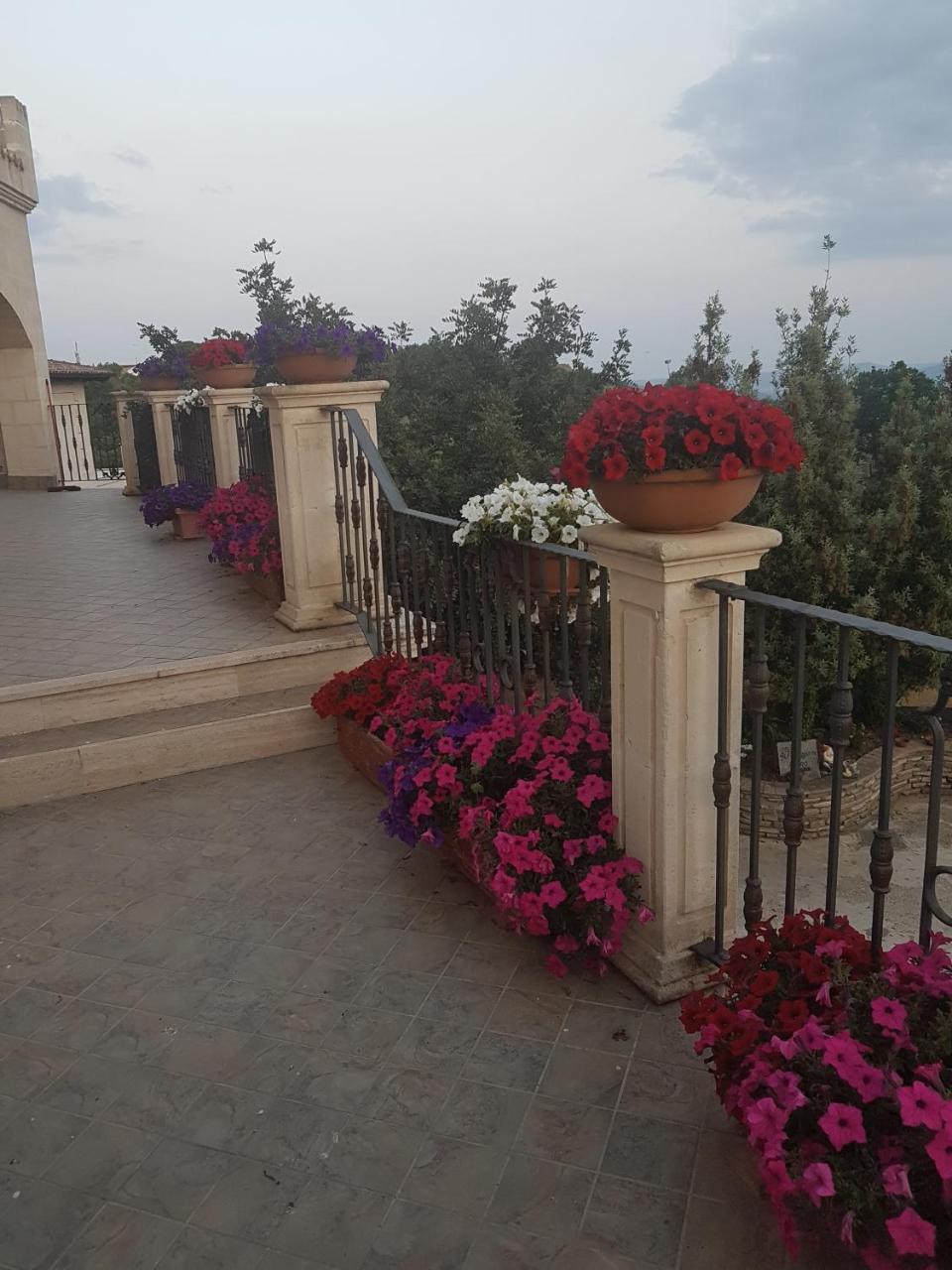 Вилла Agriturismo Al Passaggio Di Pirro Miglionico Экстерьер фото